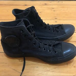 Black converse high tops